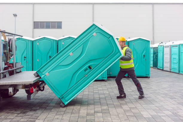 Best Portable toilet rental cost  in Greenfield, WI